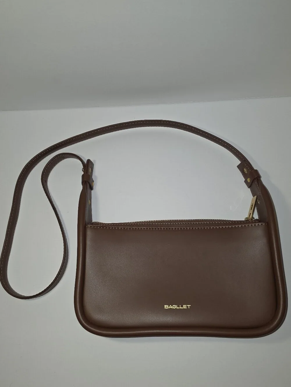 BAGLLET BG136 Chestnut Italian Leather Baguette Crossbody Bag - Picture 7 of 13